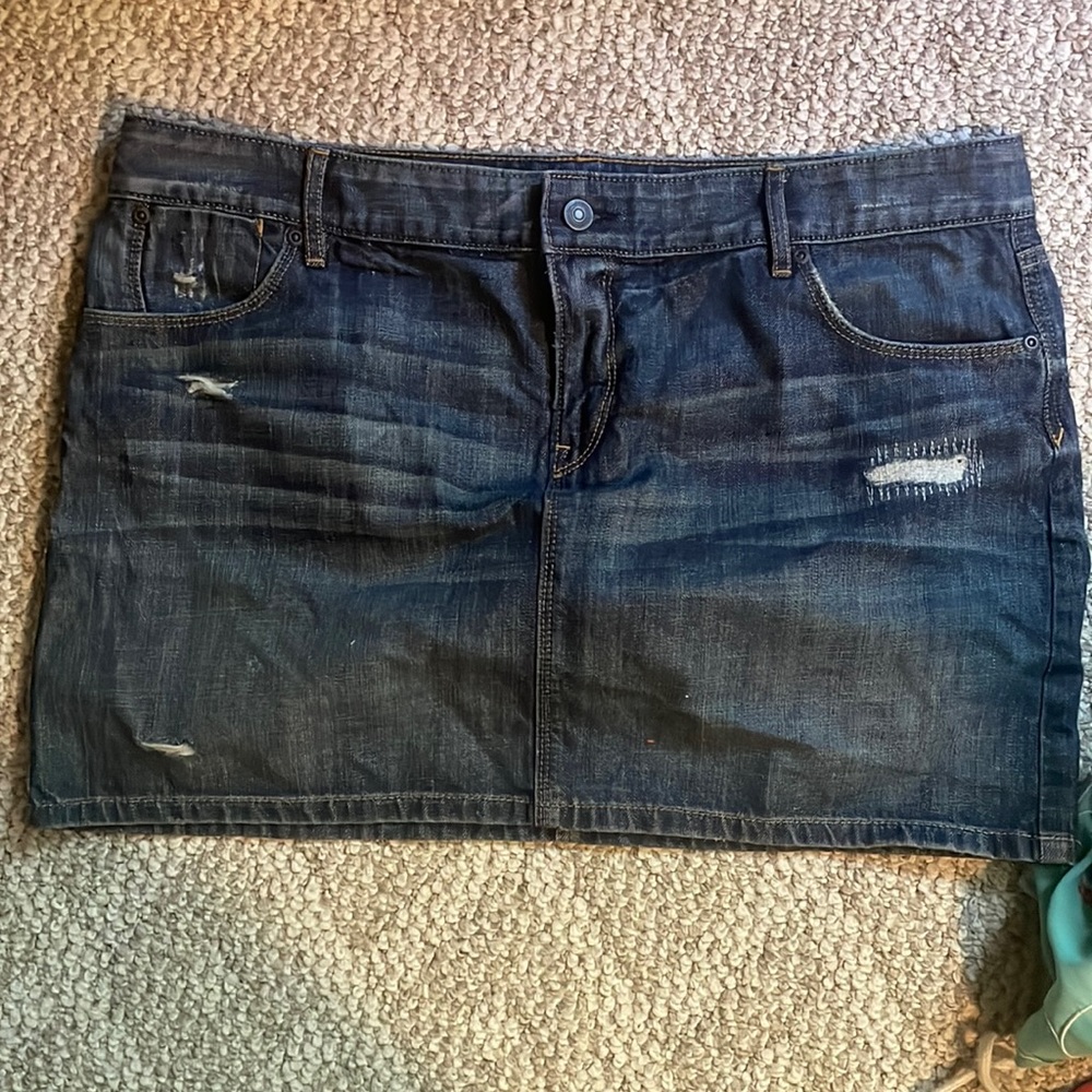 Loft denim skirt